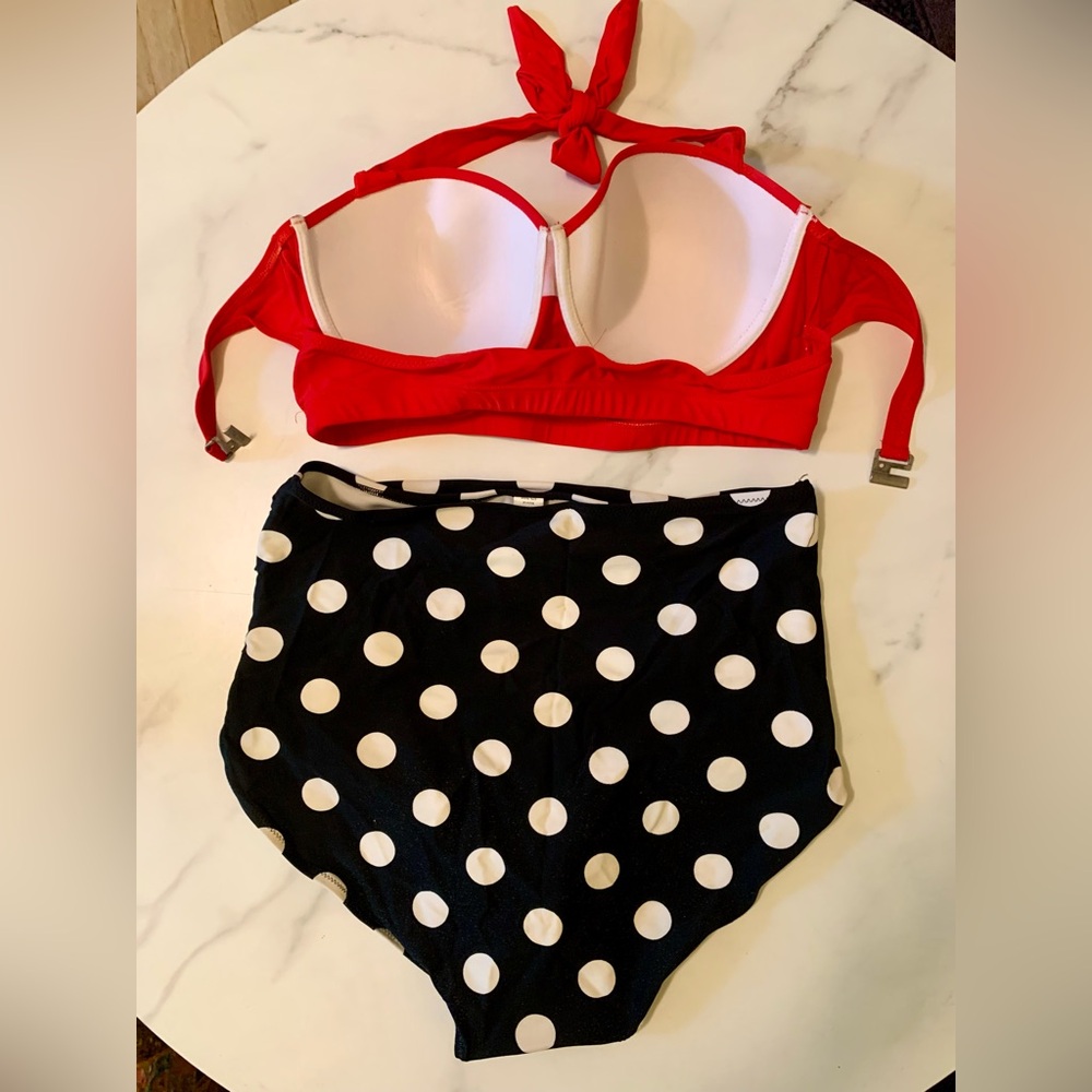 Retro Two Piece - Picture 2 of 2